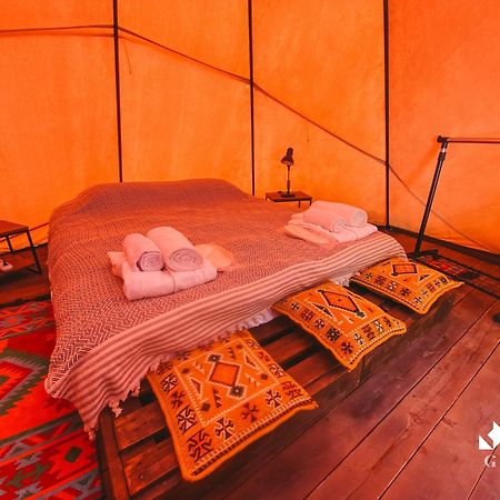 Gipsy Village Park Hotel Asureti Eksteriør billede