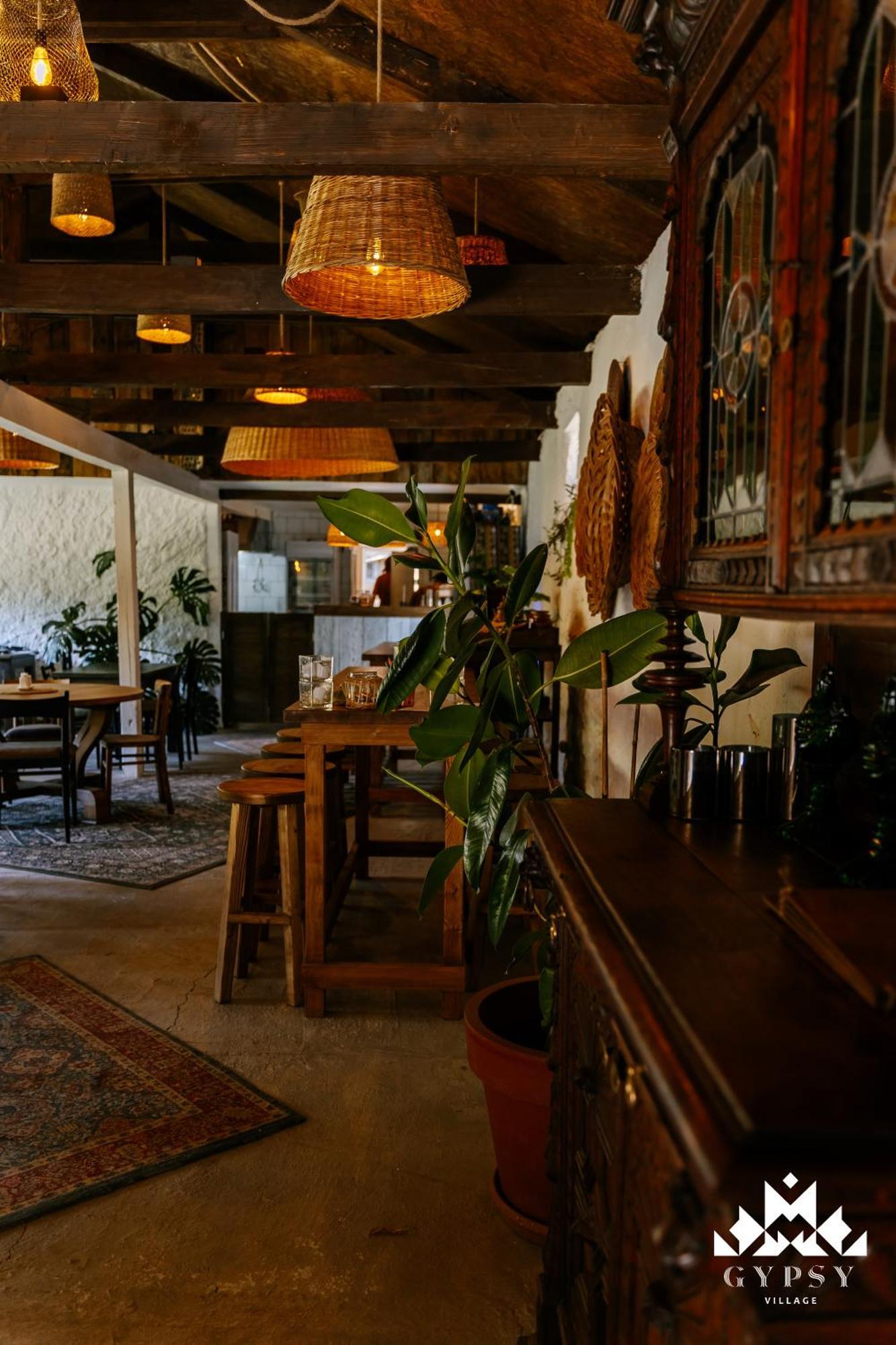 Gipsy Village Park Hotel Asureti Eksteriør billede