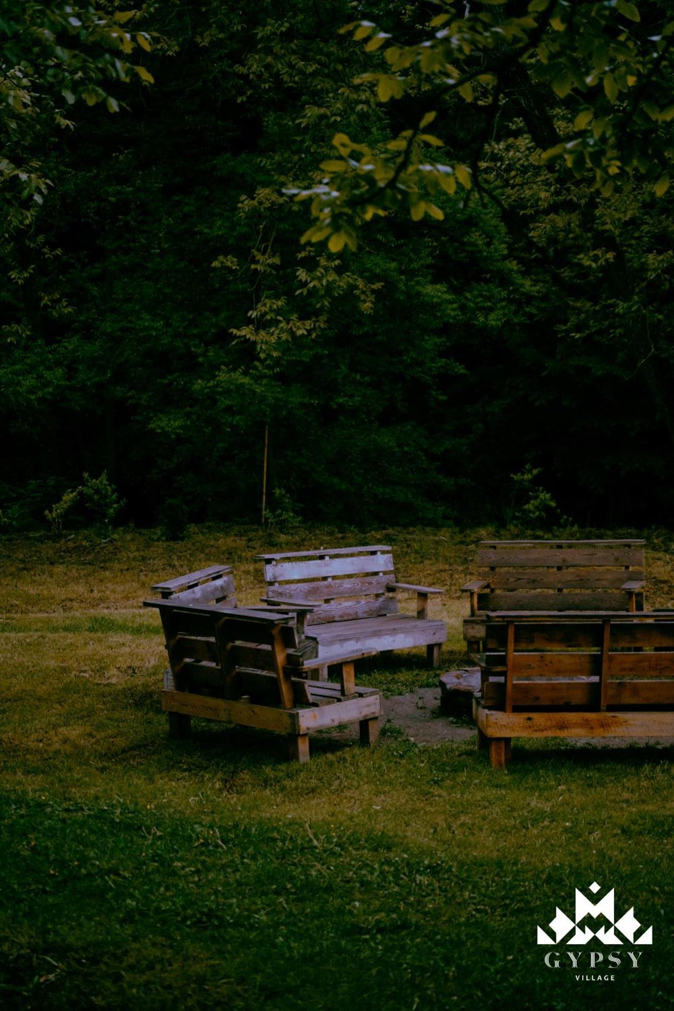 Gipsy Village Park Hotel Asureti Eksteriør billede